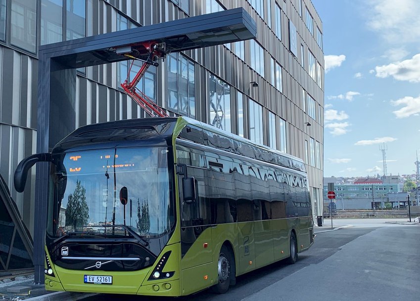 ABB och Volvo samarbetar om utrullningen av världens nordligaste elbussar